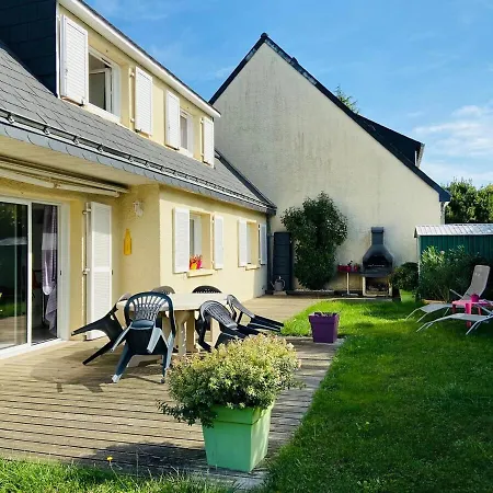 Casa Bords De Loire Holiday home Murs-Erigne